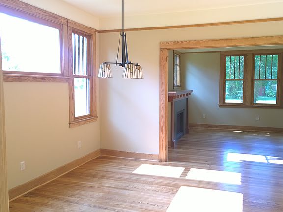 2nd image of 1126 W Matthews Ave
