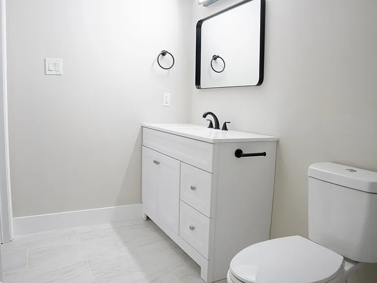 Luxe Residences of Aurora — Photo 12