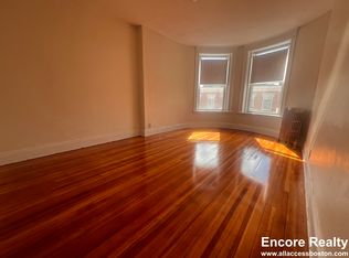11 Mount Hood Rd #519, Brighton, MA 02135