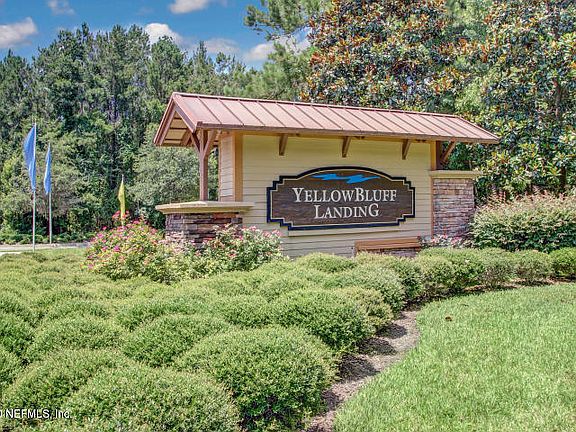 3rd image of 175 Bradford Lake Cir