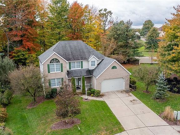 2nd image of 303 Teal Ct