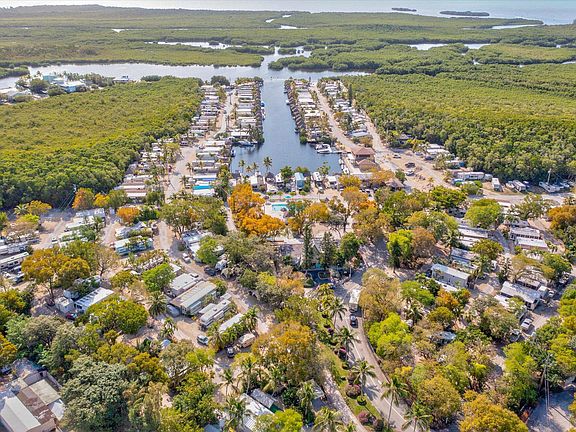 3rd image of 101551 Overseas Hwy #14