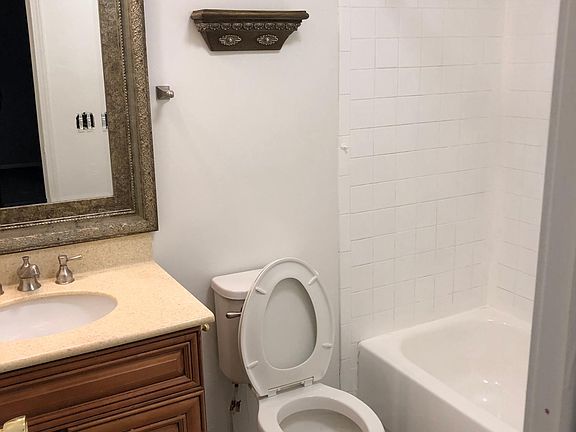 2nd image of 4802 Oakwood Trl