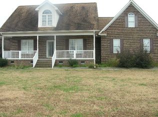 102 Ralphs Dr, Pikeville, NC 27863