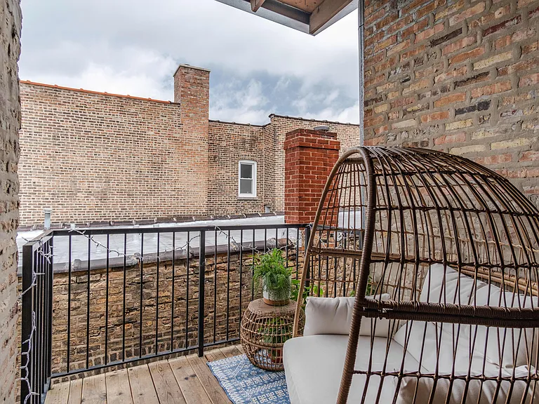 1330 N Artesian Ave #1R — Photo 10