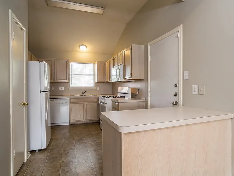 23623 Prairie Bird Dr — Photo 5