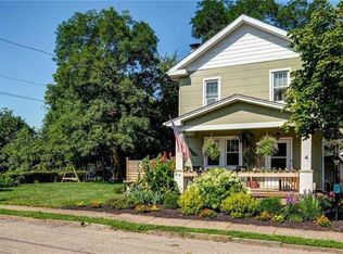 4 Hill Ave, Carnegie, PA 15106
