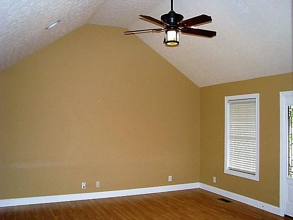 4th image of 162 Patriot Cir