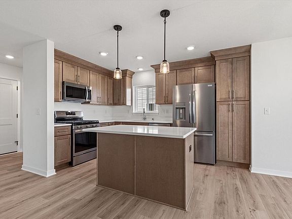 2nd image of 619 Belmont DRIVE