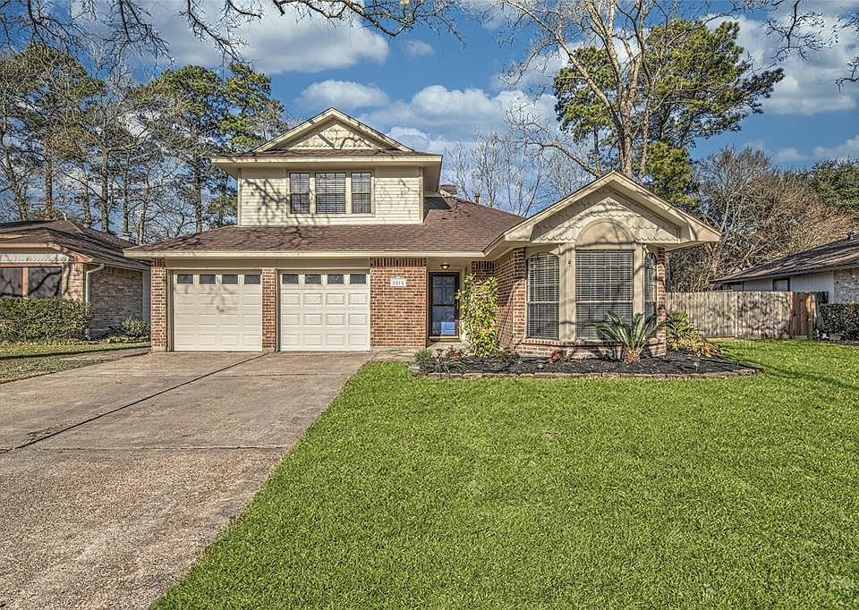 1st image of 2815 Parkwood Manor Dr