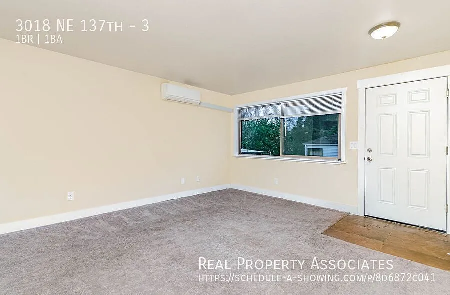 Lake City Apartment — Photo 3