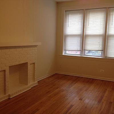 2nd image of 1740 W Touhy Ave APT 1n