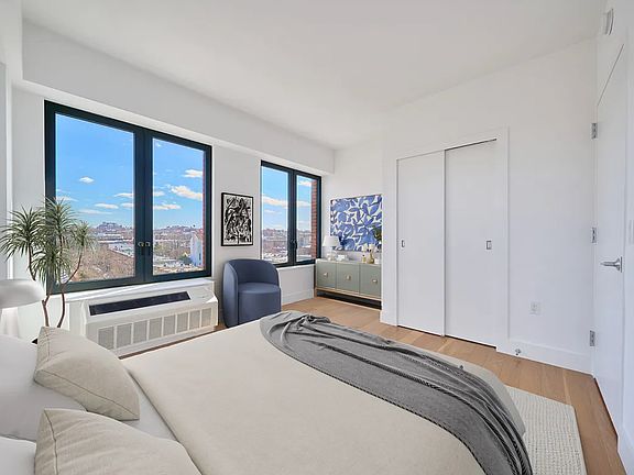 5th image of 237 11th St APT 4C