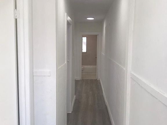 5th image of 133 NW 18th St #1