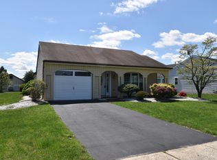 15 Romford Ln, Manchester Township, NJ 08759