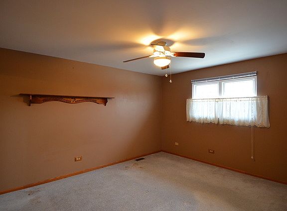 5th image of 16750 88th Ct