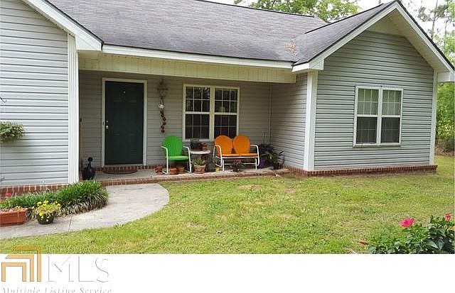 2nd image of 305 Aldred Ave