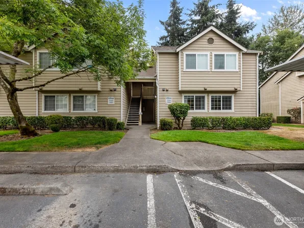 1843 S 286th Lane #T104, Federal Way, WA 98003