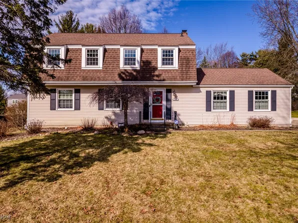 1511 Winslow Dr, Hudson, OH 44236