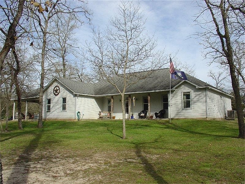 1st image of 36065 E Park Dr
