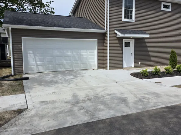 1105 Edwardsburg Ave, Elkhart, IN 46514