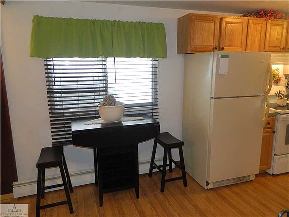 4th image of 903 S Saginaw St