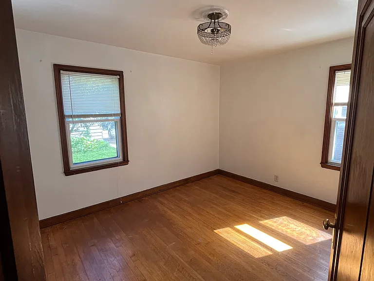 3358 E Armour Ave — Photo 7