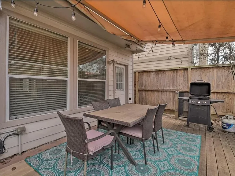 1006 Rochow St #A — Photo 14