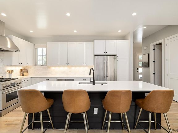 3rd image of 7160 W 32nd Place