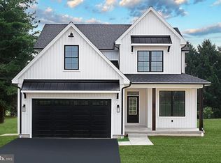 326 Greenwood Rd #163, Spring Grove, PA 17362