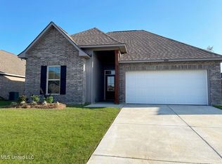 18081 Evergreen Dr, Gulfport, MS 39503