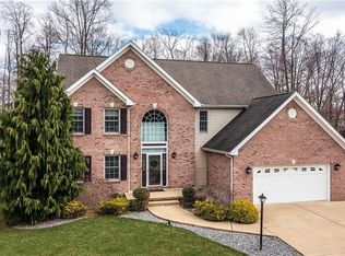 3110 Wild Grape Rd, New Castle, PA 16105