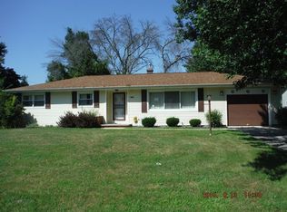 3330 Cardinal Dr, Saginaw, MI 48601