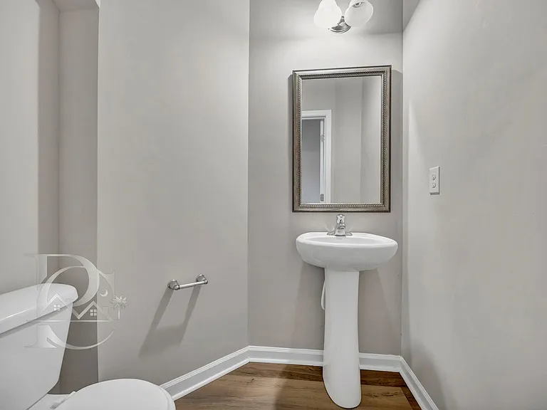 122 Drummond Way — Photo 34