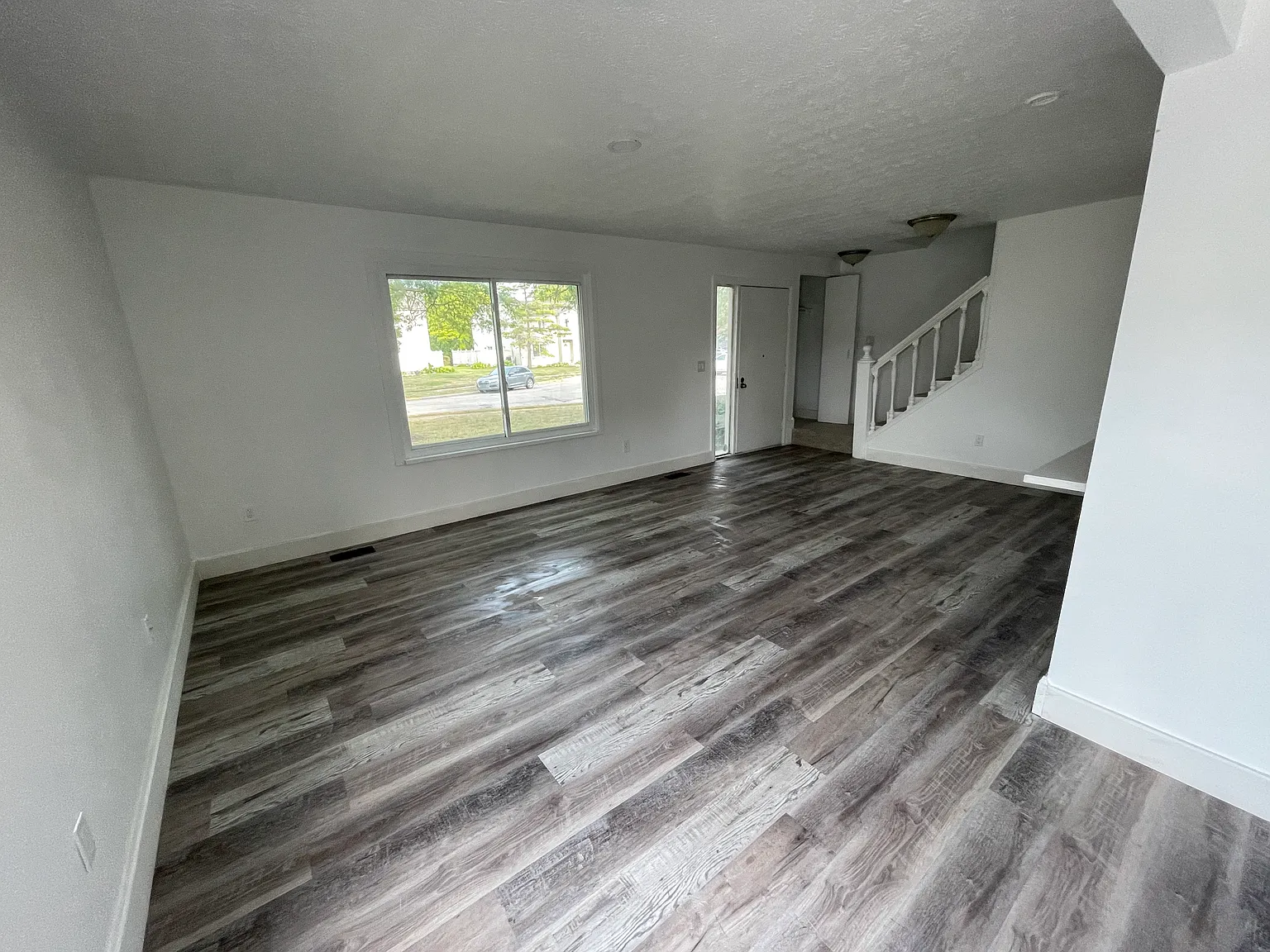 5265 Captains Ct — Photo 4