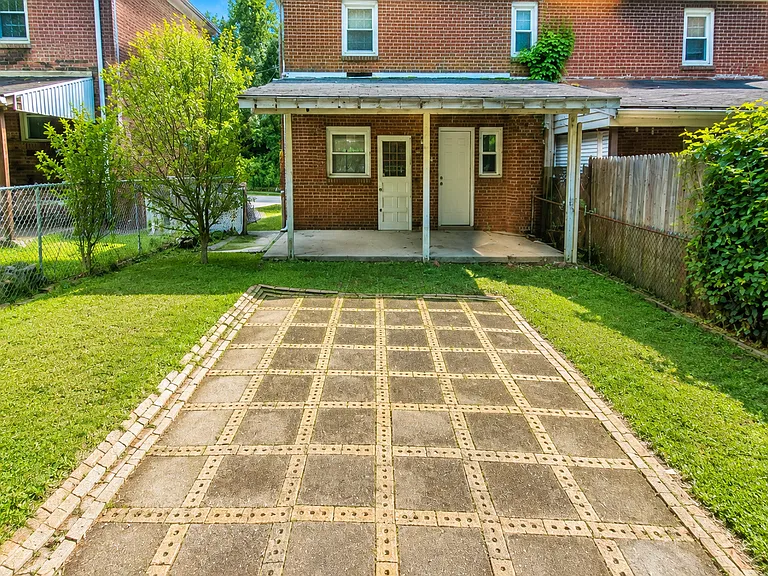 600 Maytide St — Photo 17