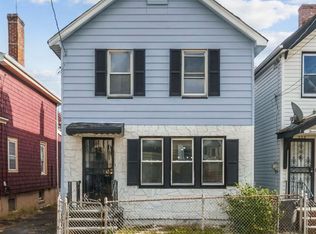 326 Ogden St, Orange, NJ 07050