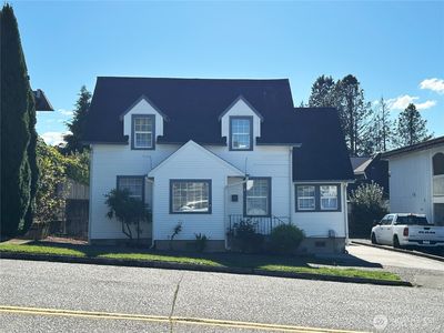 504 COWLITZ WAY Street, Kelso, WA, 98626