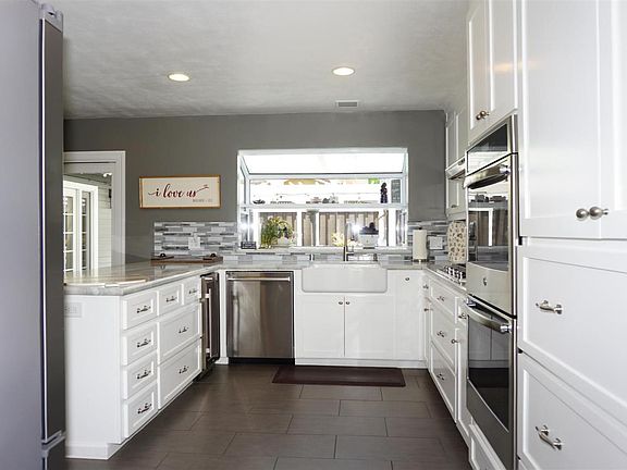 4th image of 15635 La Tierra Dr
