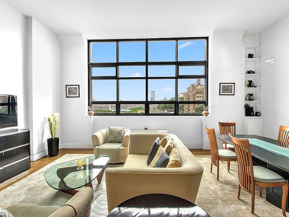 1st image of 360 Furman St APT 518