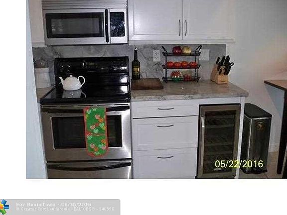 5th image of 3250 NE 28th St APT 208