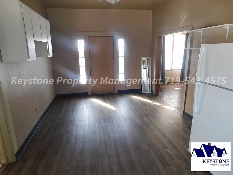 906 N Glendale Ave — Photo 6