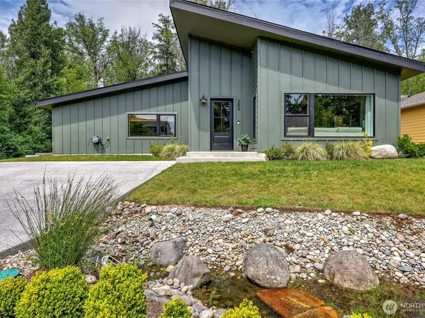 384 Ruth Lane, Bremerton, WA 98310