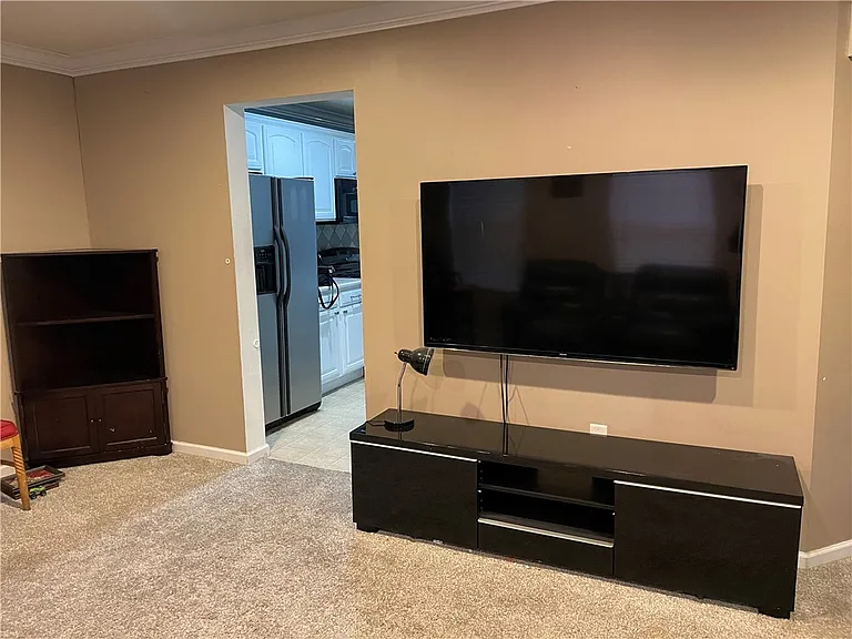 2008 Michael Dr — Photo 6