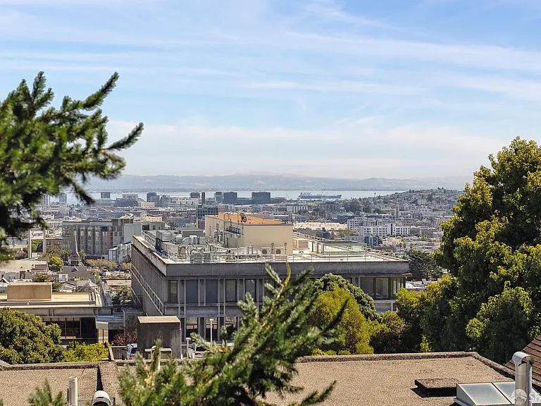 56 Divisadero St — Photo 11