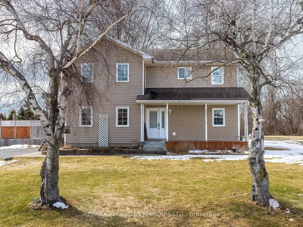 10 Coyle Dr, South Dundas, ON K0C 1X0