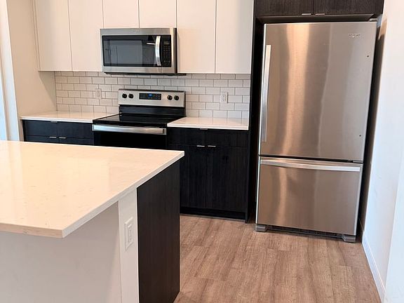 3rd image of 5945 6th Ave #315