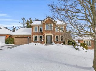 41 Tinatawa Ct, Kitchener, ON N2A 3G9