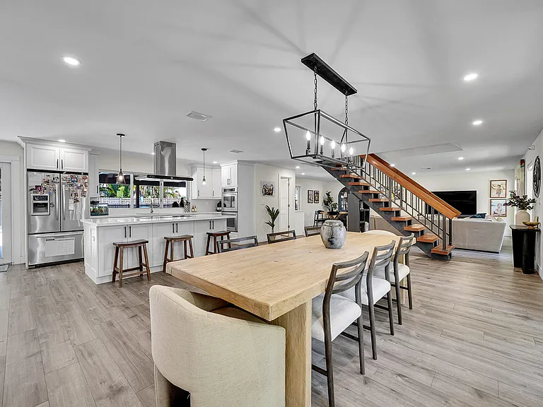 10108 SW 53rd Ct — Photo 6
