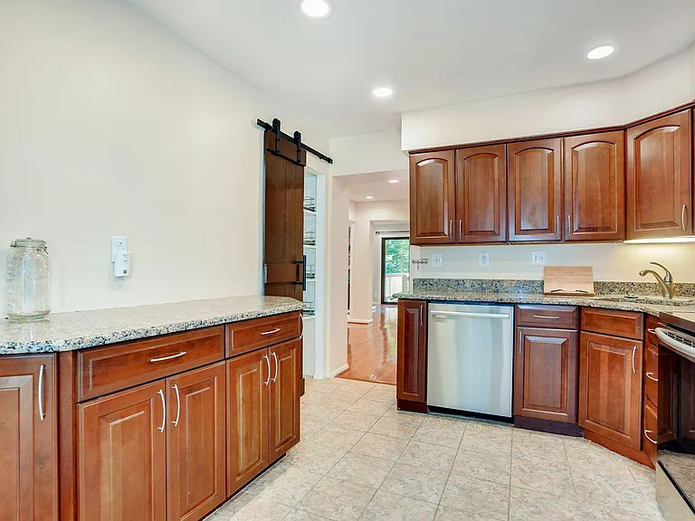 LED overhead and under cabinet lighting